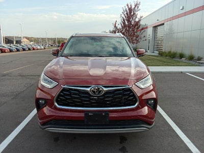 2023 Toyota Highlander Platinum