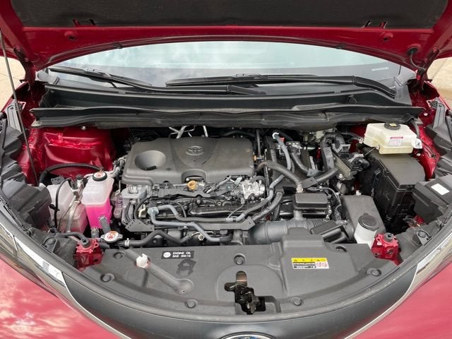 2024 Toyota Sienna LE
