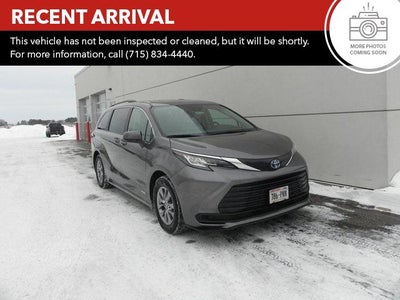 2021 Toyota Sienna LE