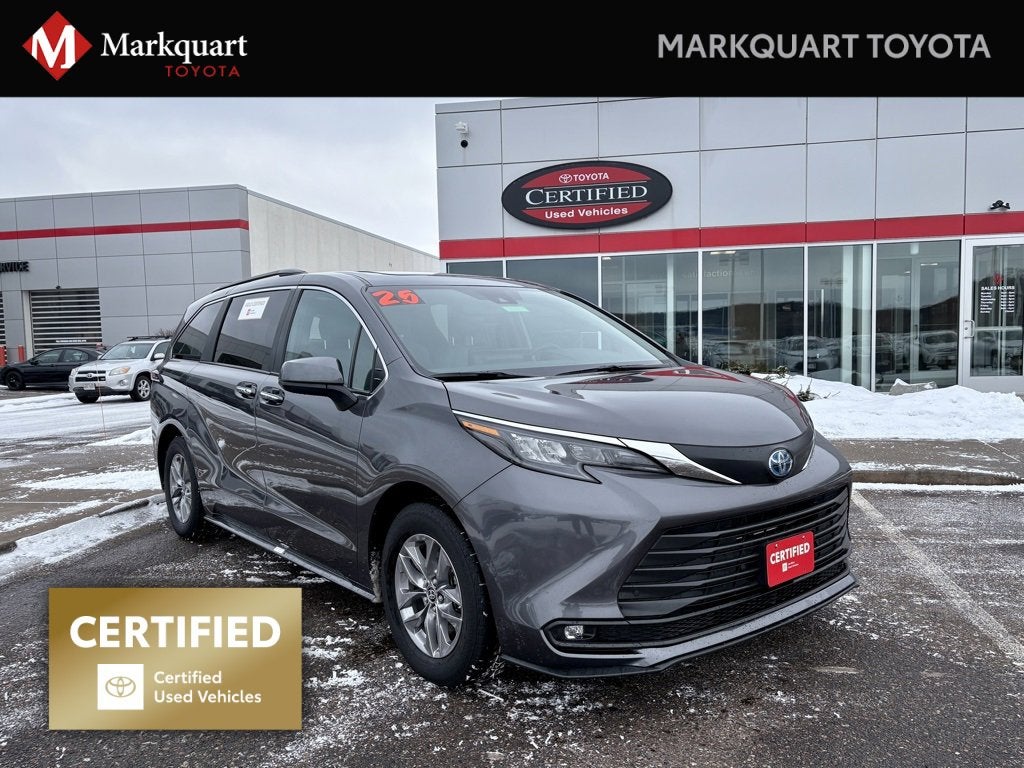 2025 Toyota Sienna XLE