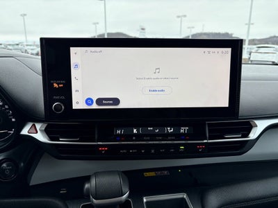 2025 Toyota Sienna XLE