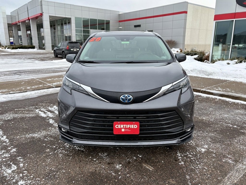 2025 Toyota Sienna XLE