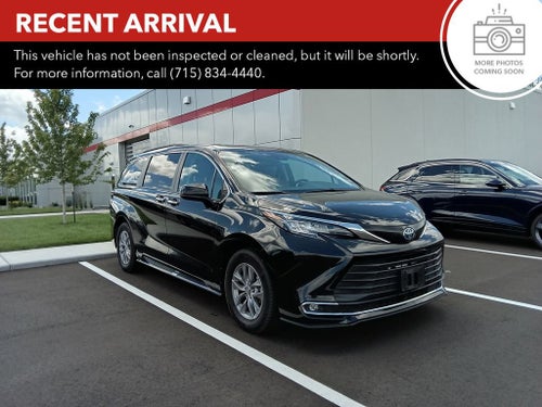 2023 Toyota Sienna XLE
