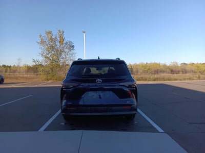 2026 Toyota Sienna XLE