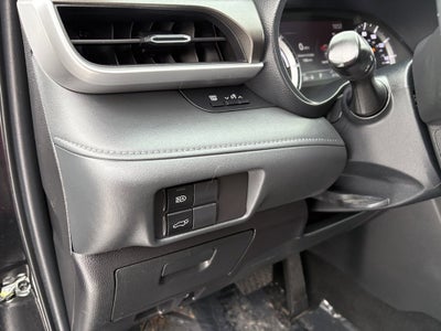 2023 Toyota Highlander Hybrid LE