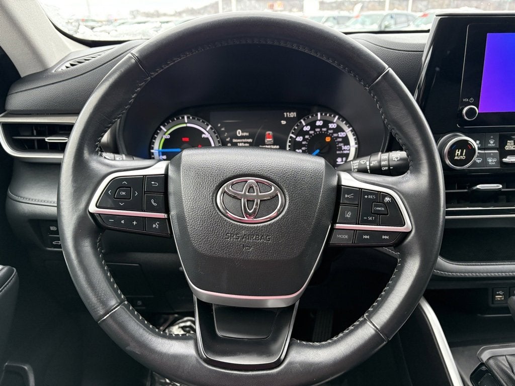 2023 Toyota Highlander Hybrid LE