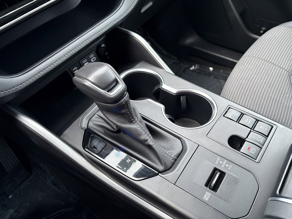 2023 Toyota Highlander Hybrid LE