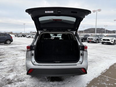 2023 Toyota Highlander Hybrid LE