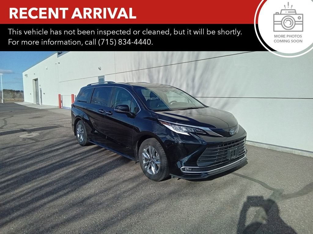 2023 Toyota Sienna Limited