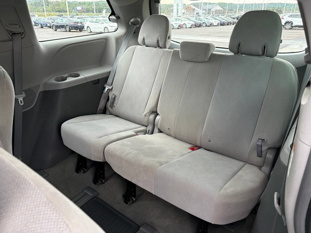 2018 Toyota Sienna L