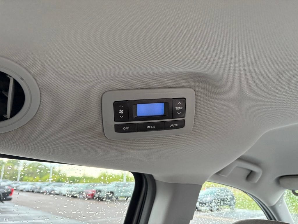 2018 Toyota Sienna L