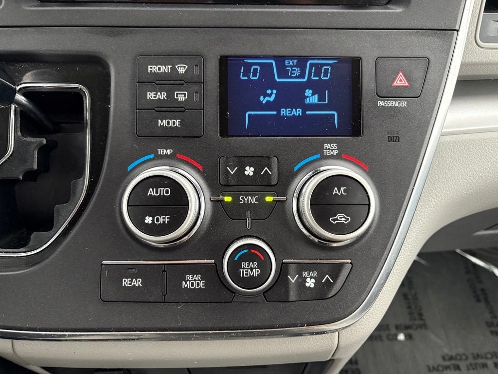 2018 Toyota Sienna L