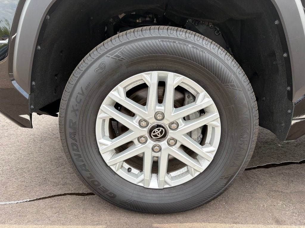2025 Toyota Tundra SR5