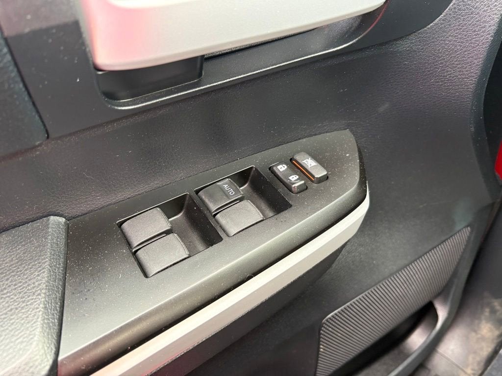 2018 Toyota Tundra SR5