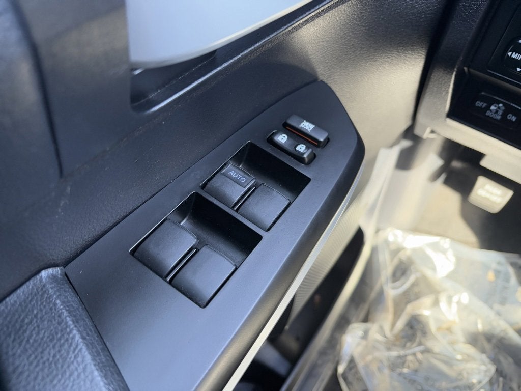 2016 Toyota Tundra SR5