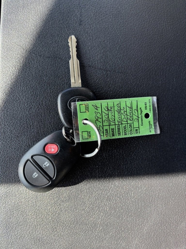 2016 Toyota Tundra SR5