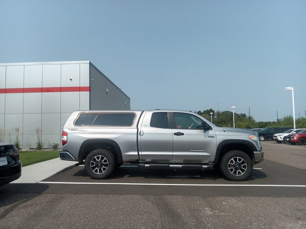 2014 Toyota Tundra SR5