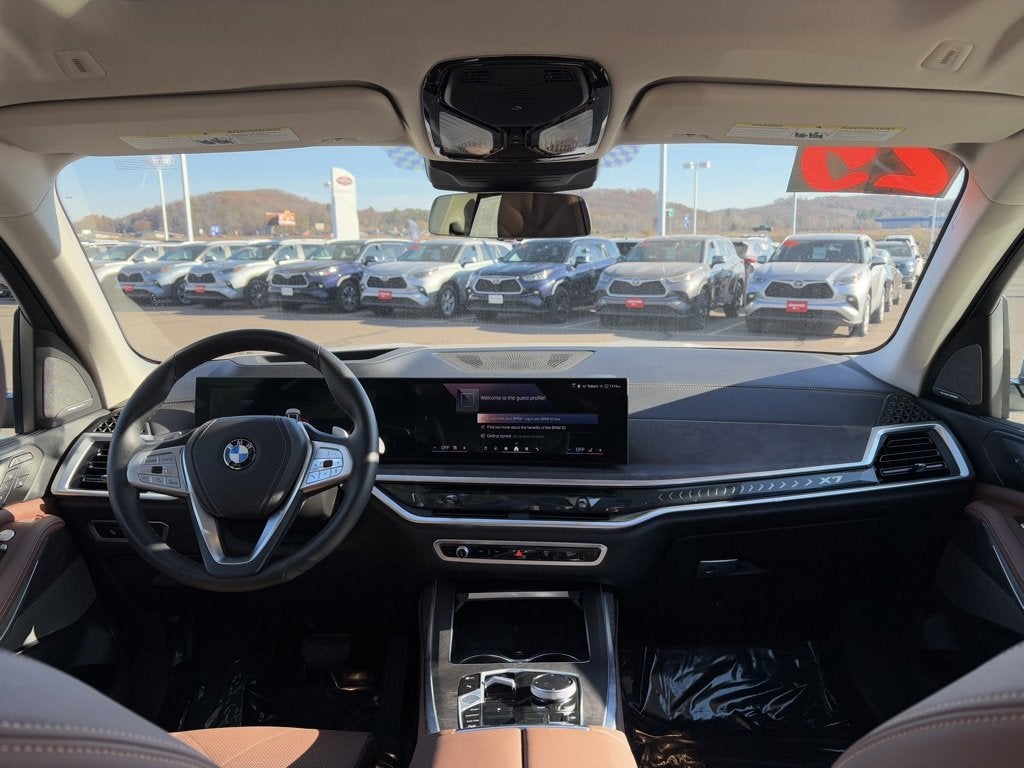 2025 BMW X7 xDrive40i