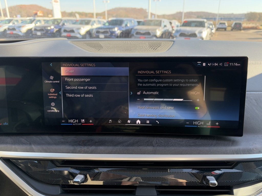 2025 BMW X7 xDrive40i