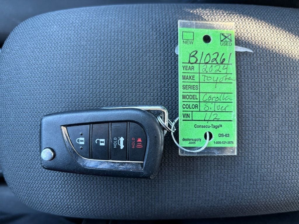 2024 Toyota Corolla LE