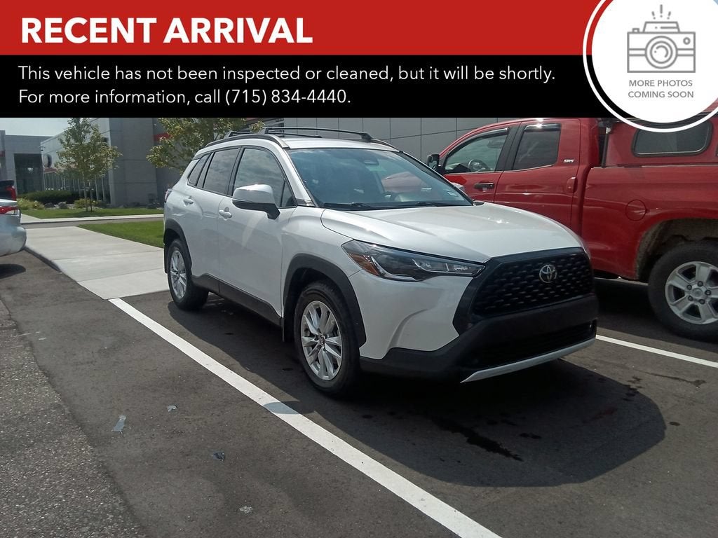 2024 Toyota Corolla Cross LE