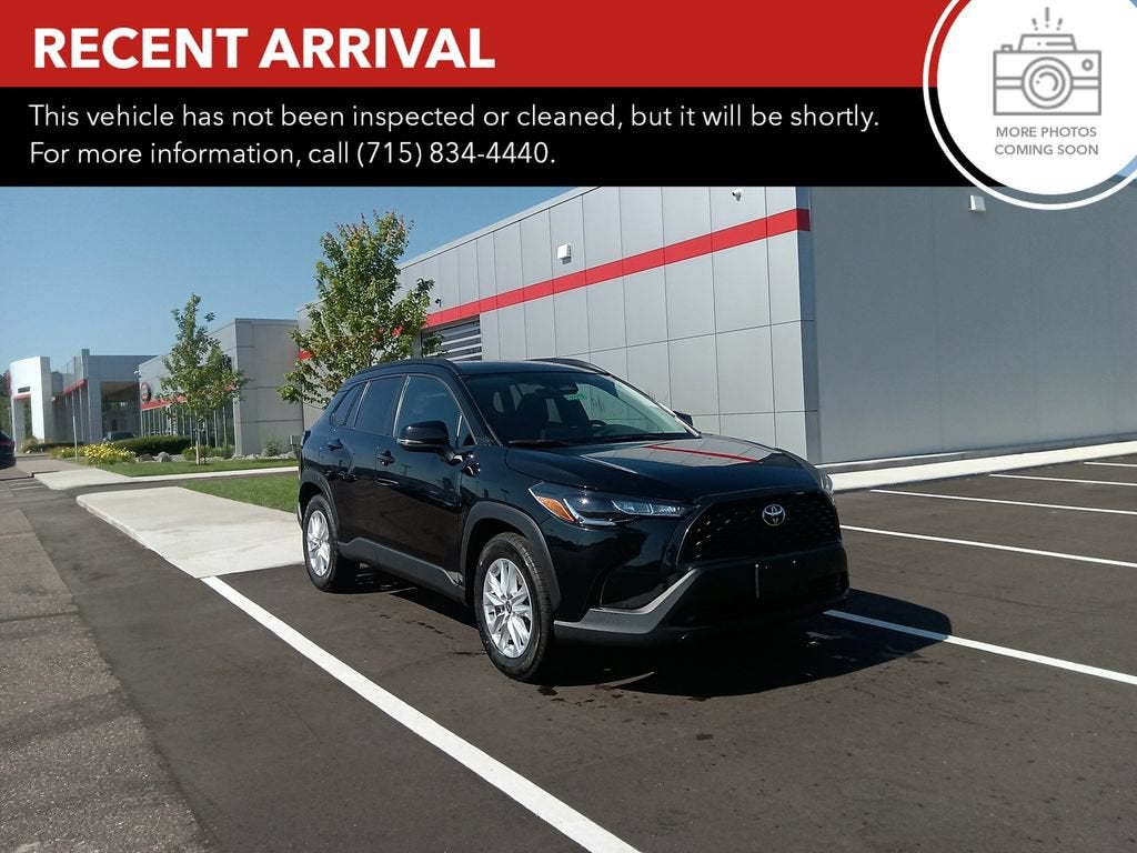 2024 Toyota Corolla Cross LE