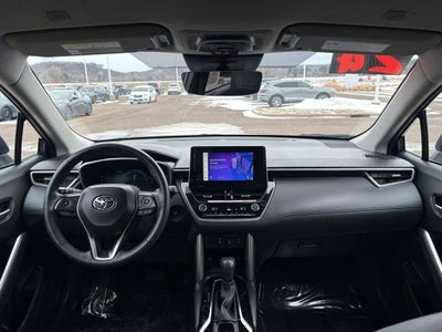 2024 Toyota Corolla Cross XLE