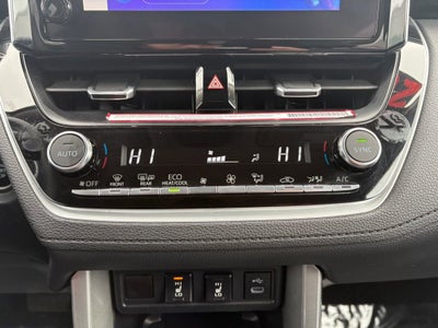 2024 Toyota Corolla Cross XLE