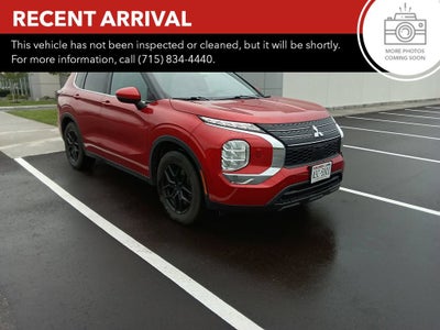 2022 Mitsubishi Outlander ES