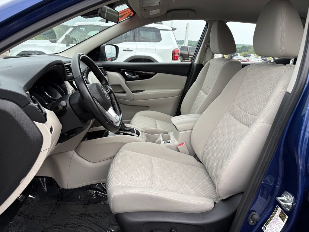 2020 Nissan Rogue Sport SV