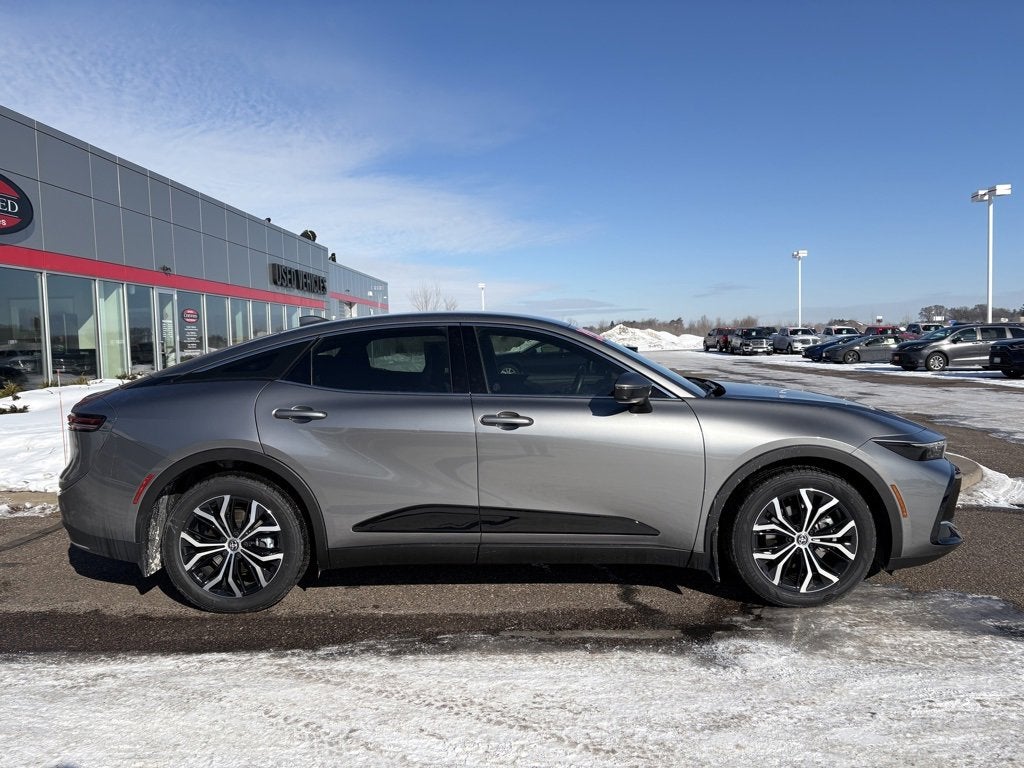 2023 Toyota Crown XLE