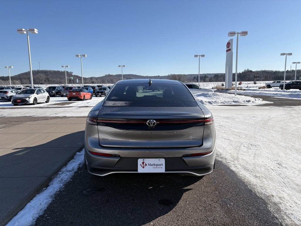 2023 Toyota Crown XLE