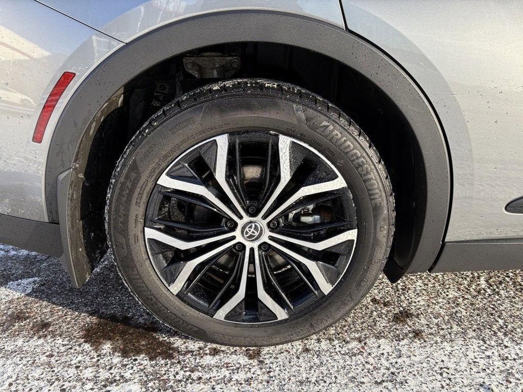 2024 Toyota Crown Limited