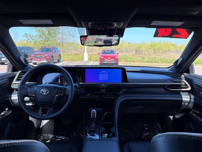 2025 Toyota Crown Signia Limited