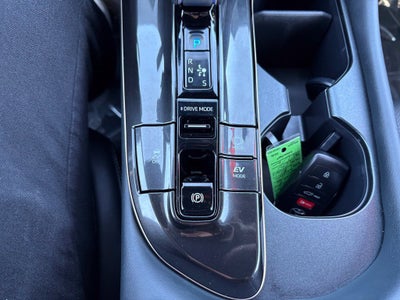 2025 Toyota Crown Signia Limited