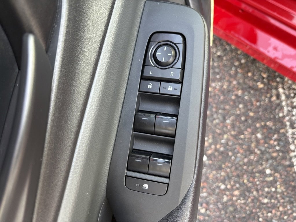 2023 Toyota Prius LE