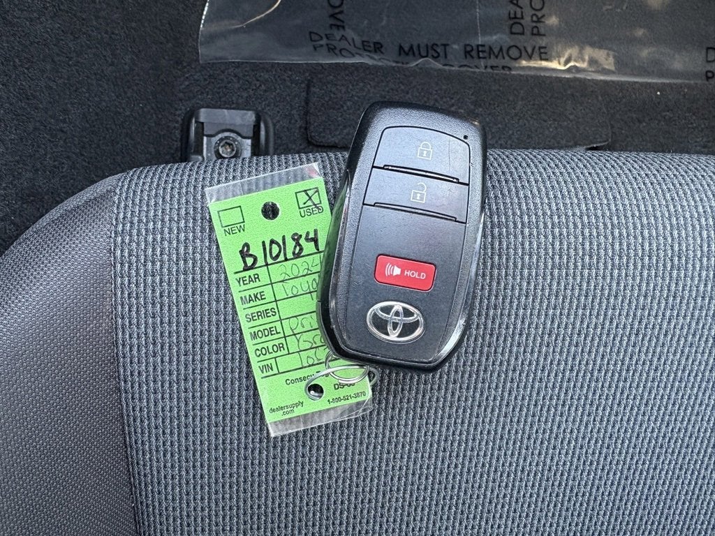 2024 Toyota Prius LE