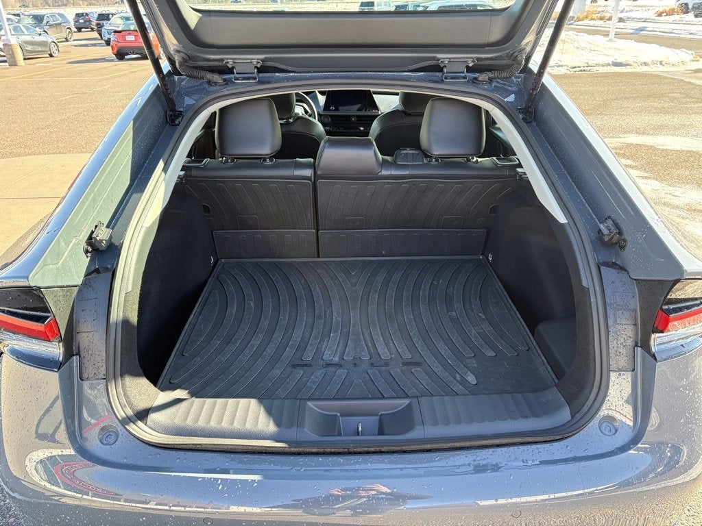 2024 Toyota Prius XLE