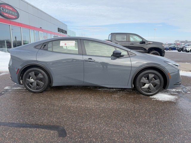 2024 Toyota Prius LE