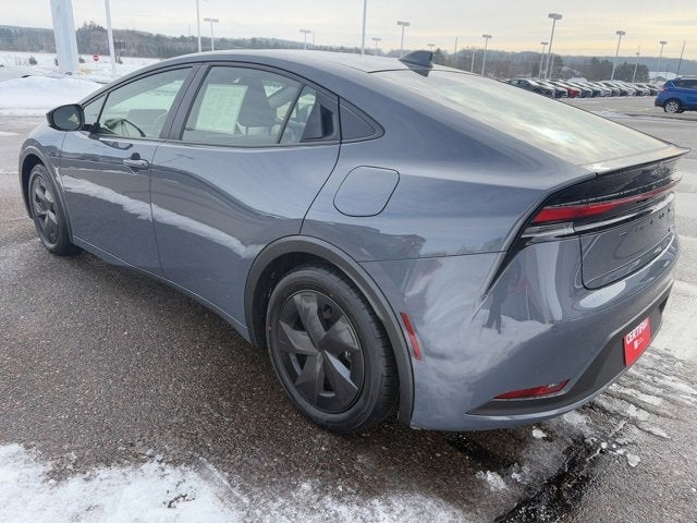 2024 Toyota Prius LE