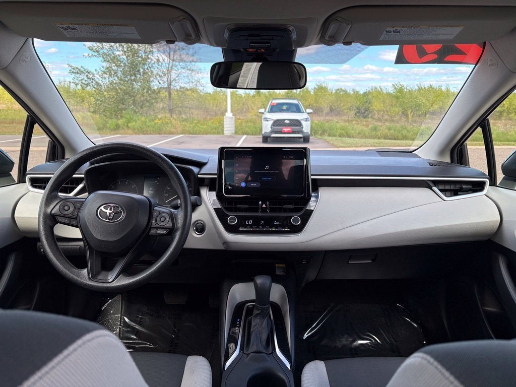 2025 Toyota Corolla Hybrid LE