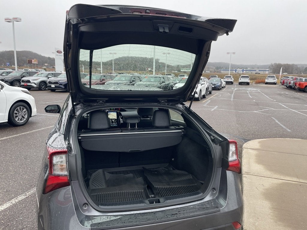 2022 Toyota Prius Limited