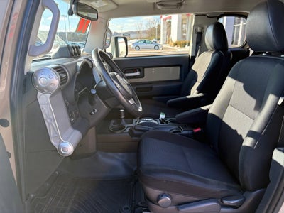 2014 Toyota FJ Cruiser Base