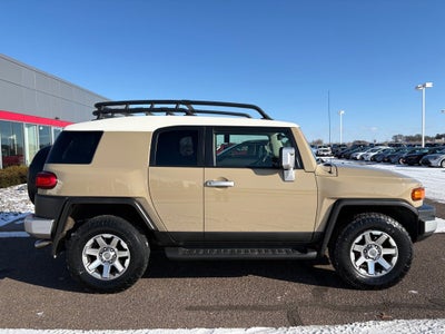 2014 Toyota FJ Cruiser Base