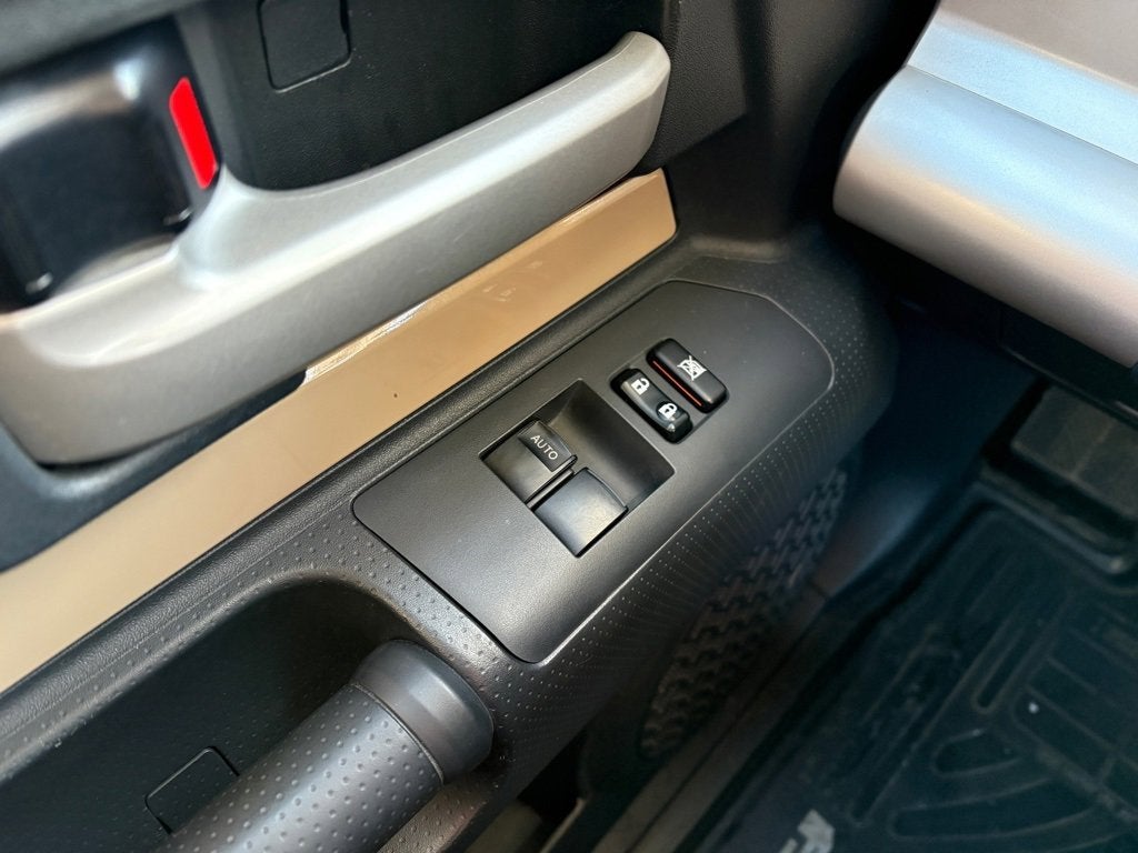 2014 Toyota FJ Cruiser Base