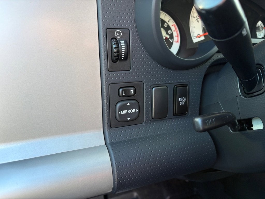 2014 Toyota FJ Cruiser Base