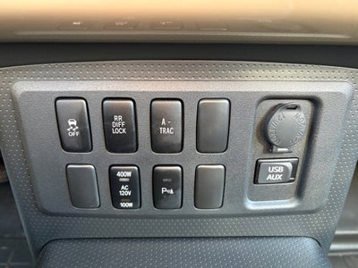 2014 Toyota FJ Cruiser Base