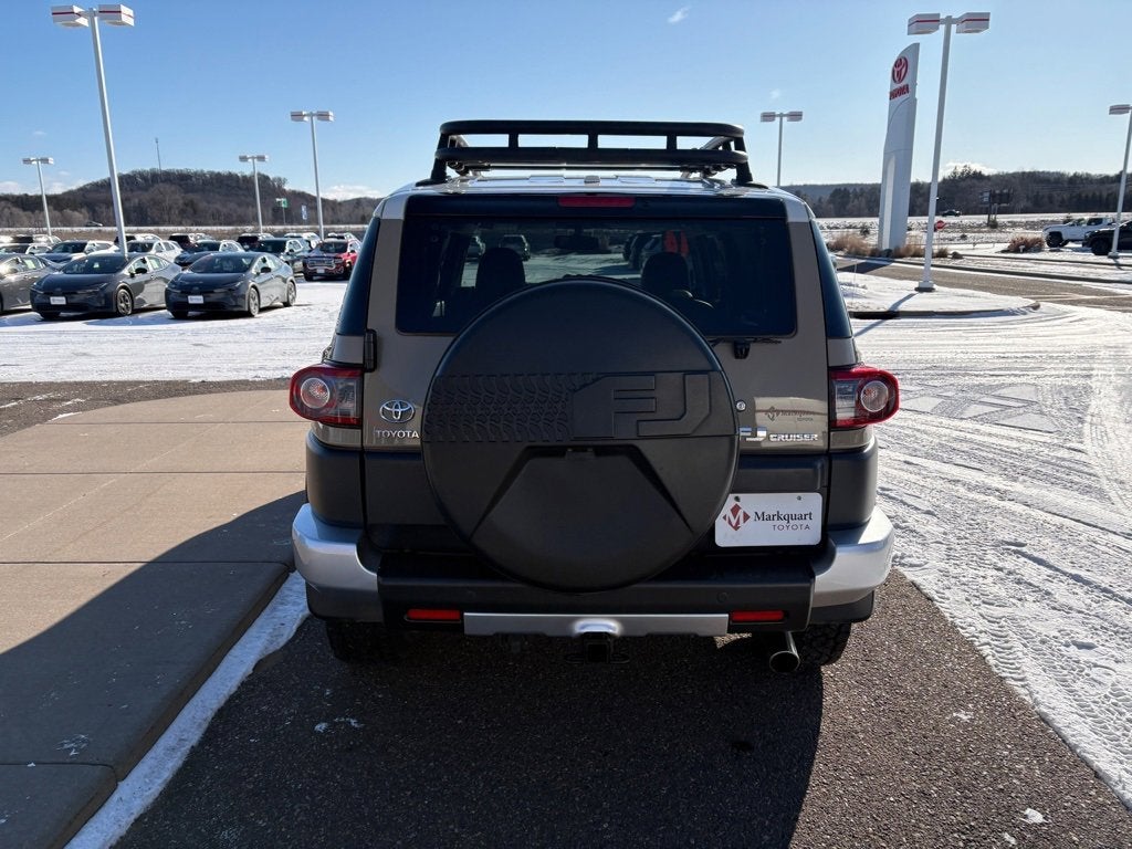 2014 Toyota FJ Cruiser Base