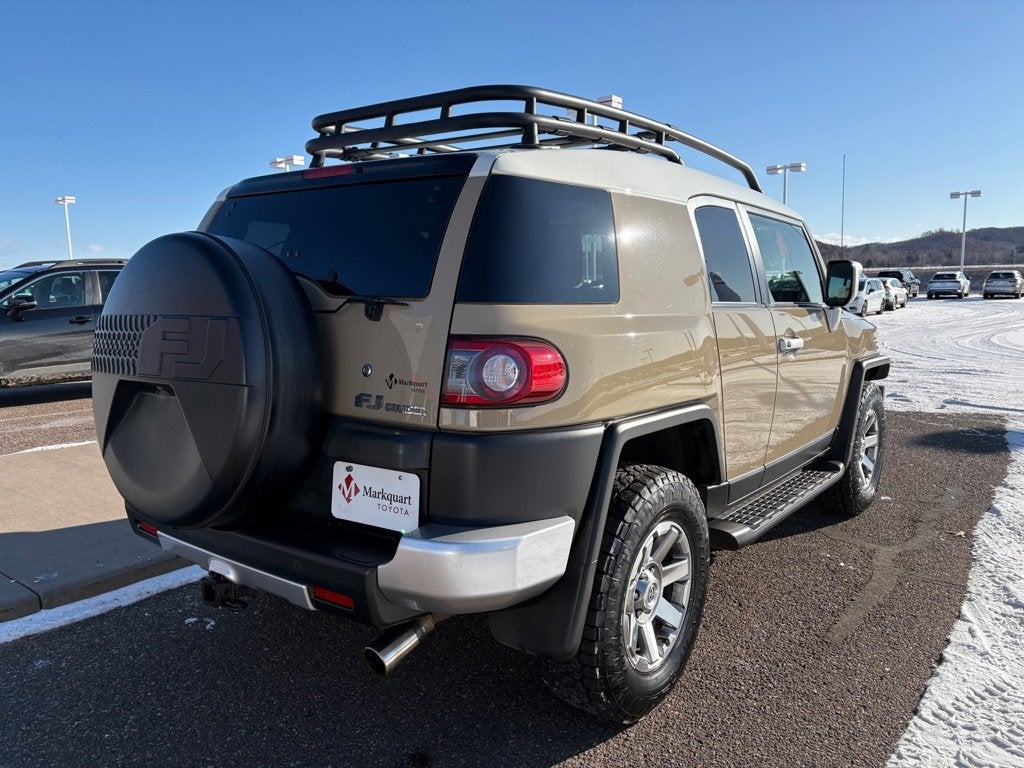 2014 Toyota FJ Cruiser Base