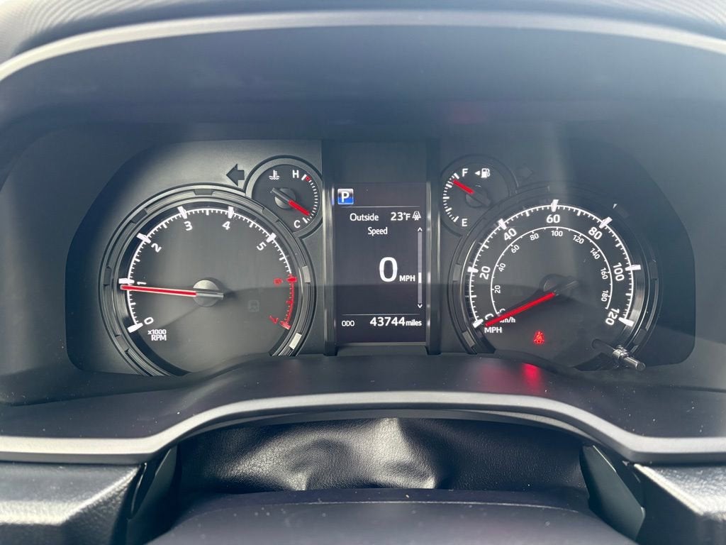 2024 Toyota 4Runner SR5